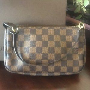 ** SOLD** Louis Vuitton Damier Ebene Pochette